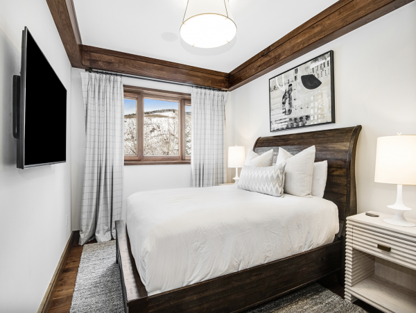 Ski In Ski Out Vail 8 Bedroom Luxury Vacation Home Sleeps 18